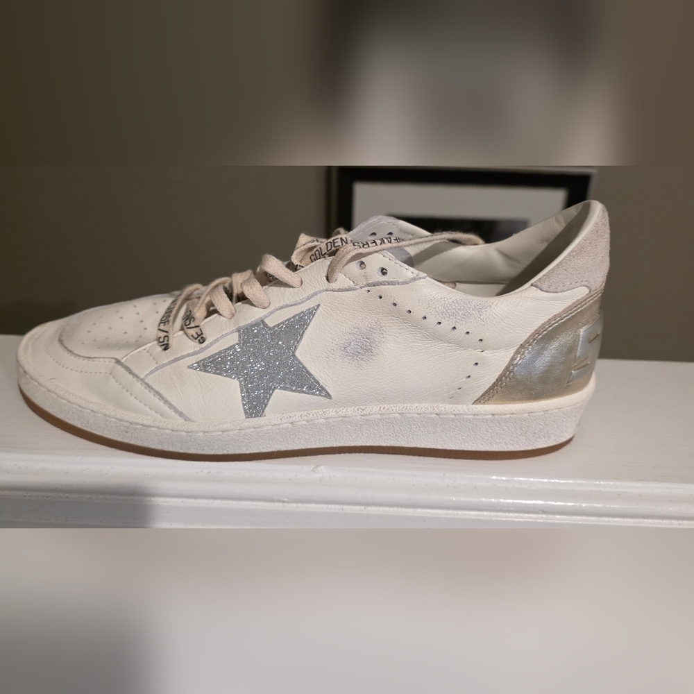 Golden Goose White Sneakers with Glitter Star~MINT